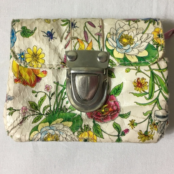 Lulu Handbags - Lulu Floral ID Mini Wallet